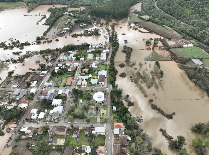 Sobe para 14 o número de mortos pelo ciclone que atingiu o RS